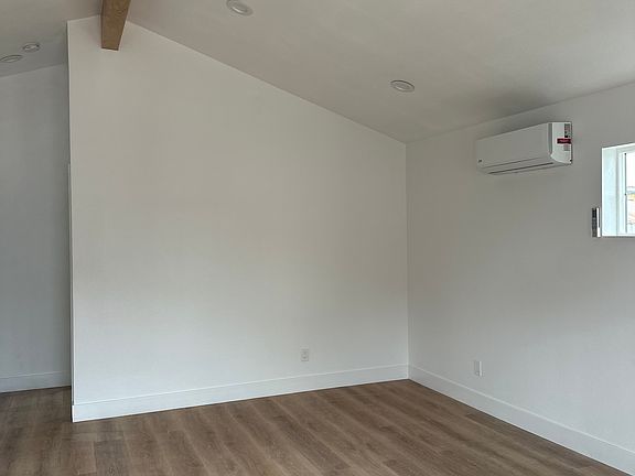 3rd image of 554 Tulane St #A