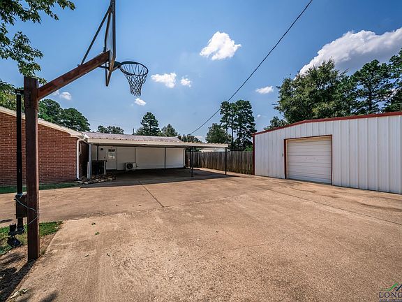 4th image of 519 County Road 2865