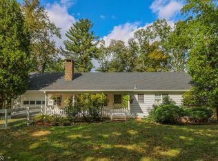 114 Featherbed Ln, Stockton, NJ 08559