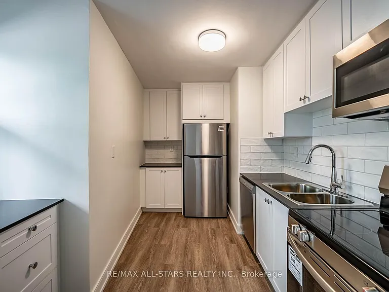 7 Albert St #317 — Photo 9