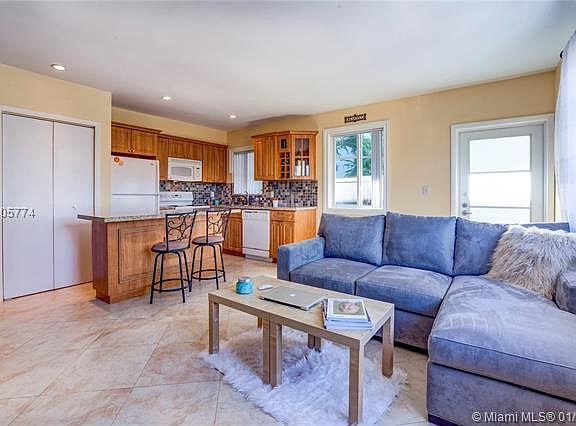 4th image of 6905 E Bay Dr #17