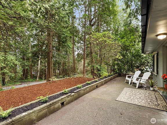 4th image of 15311 Sandy Hook Road NE