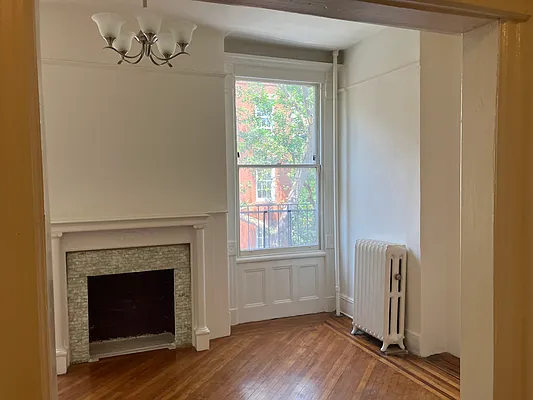 Rented by Melissa Conanan, LREB | media 5