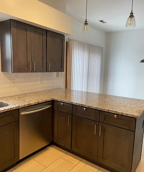 74 W Hubbard Ave — Photo 11