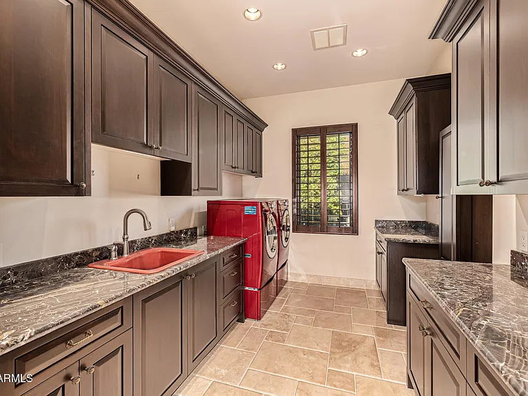 8406 E Calle Buena Vis — Photo 56