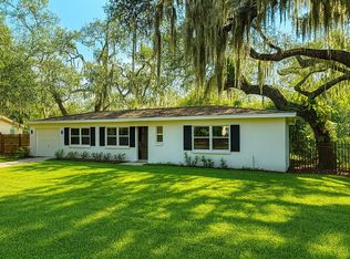 305 Saint Augustine Ave, Temple Terrace, FL 33617