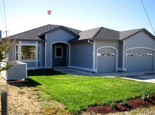18032 Spyglass Rd, Hidden Valley Lake, CA 95467