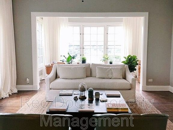 5th image of 3551 Washington Blvd APT B