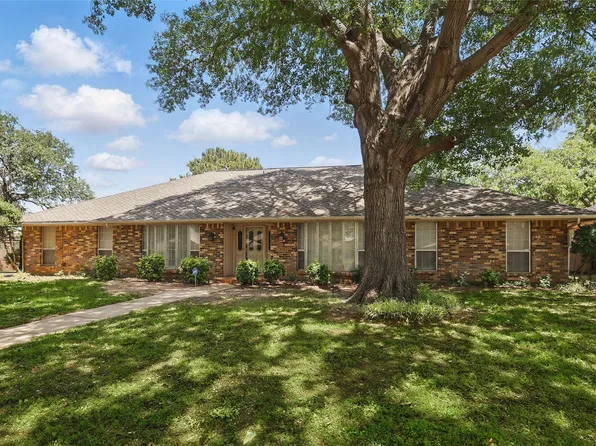 2607 Keystone Dr, Arlington, TX 76006