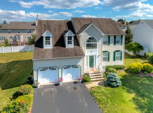 30 Heritage Dr, South River, NJ
