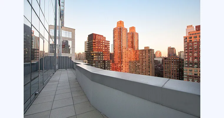 Rented by Nest Seekers International | media 23