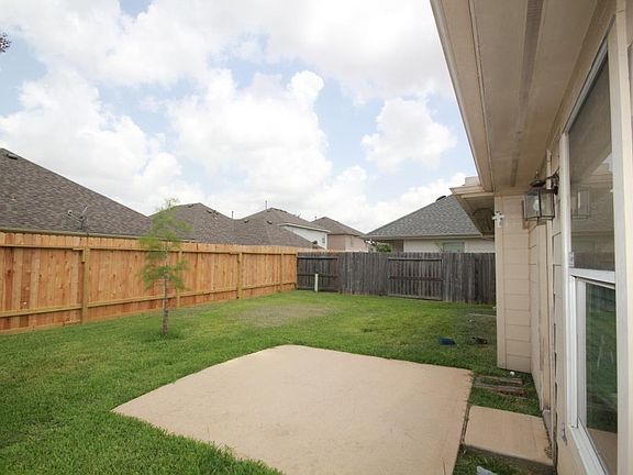 3rd image of 3423 W Rainmill Dr