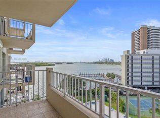 880 NE 69th St APT 6H, Miami, FL 33138