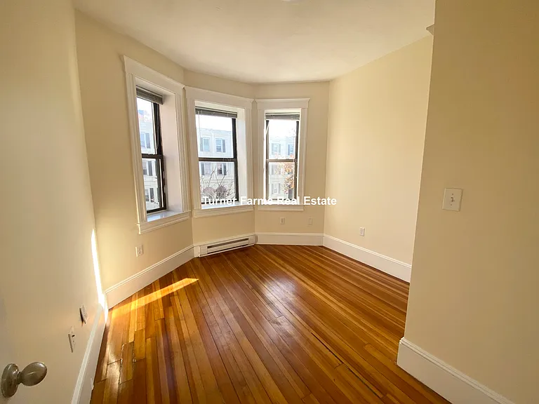887 Huntington Ave #3A — Photo 9
