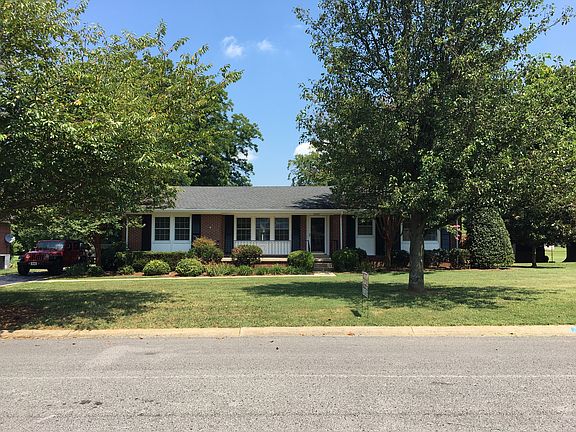 3rd image of 1105 Dow Dr