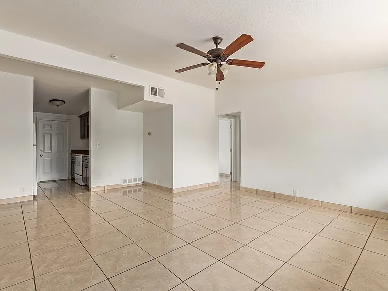 732 W Cinnabar Ave #1 — Photo 9
