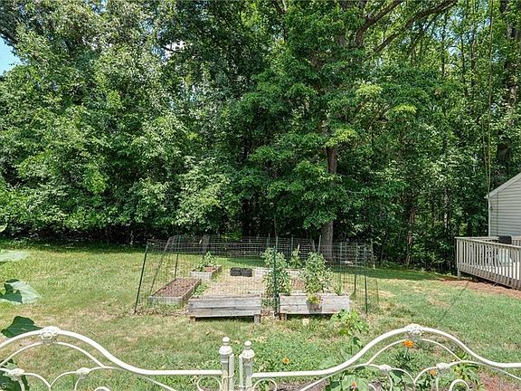 3rd image of 315 Turner Drive Ext