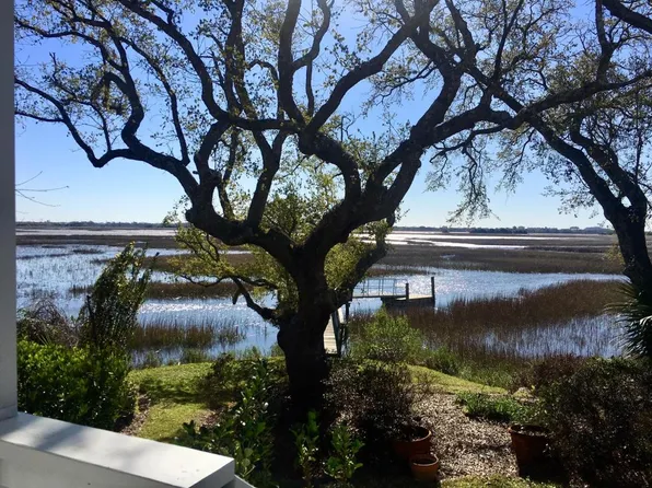 12 Trachelle Ln, Charleston, SC 29407