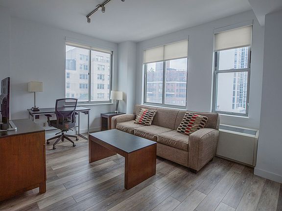3rd image of 556 3rd Ave APT 1406