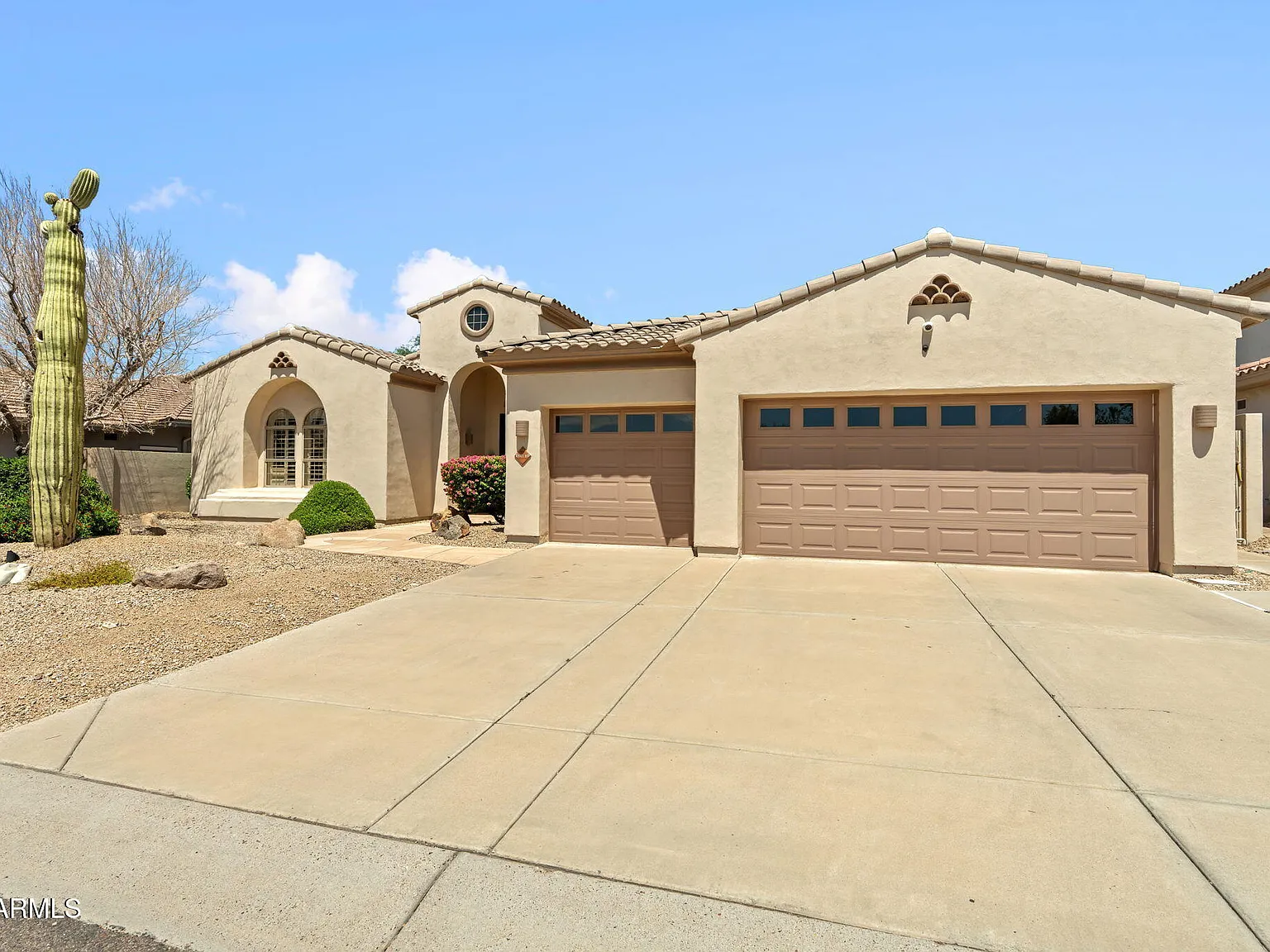 4 bed, 3.0 bath, 2994 sqft, $9,000 — Photo 1