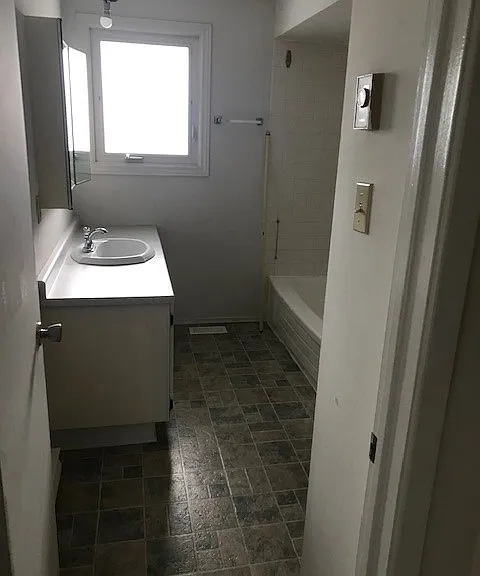 71 Baneberry Cres — Photo 6