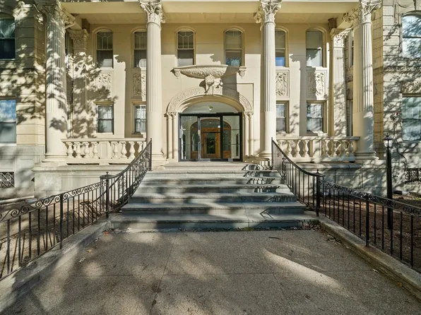 74 Fenway APT 56, Boston, MA 02115