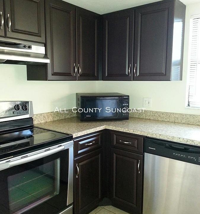1st image of 2709 Whispering Dr N