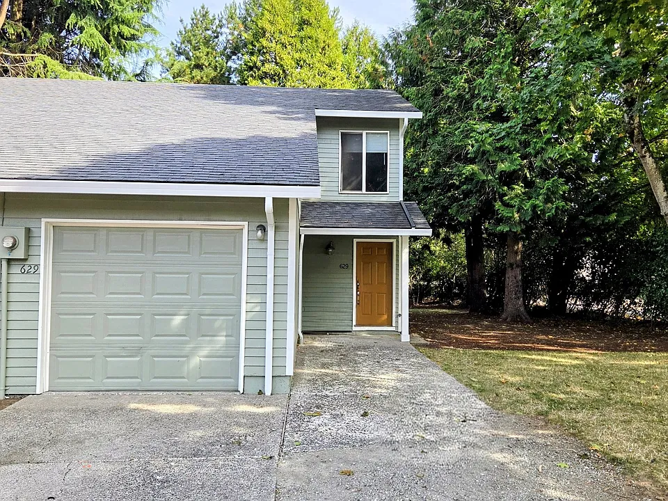 629 SE 132nd Ave