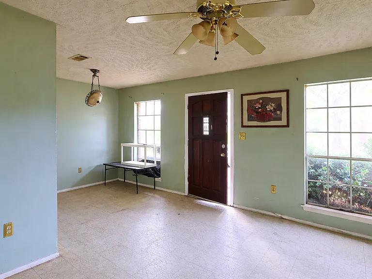 6605 George Washington Dr — Photo 4