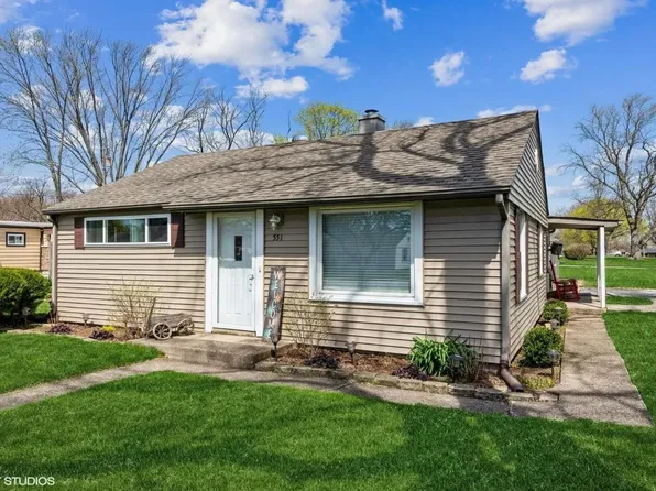 551 Ridgelawn St, Crown Point, IN 46307