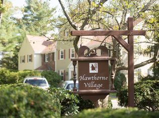 44 Hawthorne Vlg, Concord, MA 01742