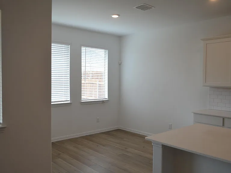 7924 Lindheimer Ln — Photo 12
