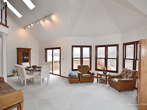 5th image of 802 Thornwood Dr
