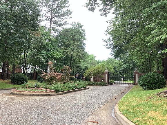 4th image of 3637 River Oaks Ct