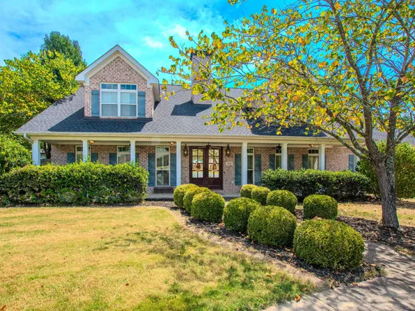 3710 Graceful Oaks Dr, Benton, AR 72019