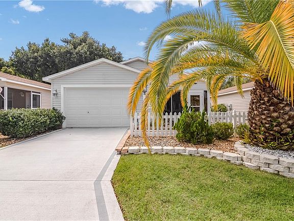 5th image of 320 Katherine Pl