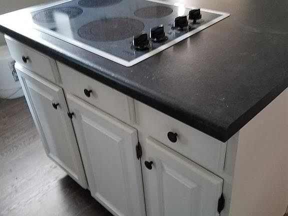 3rd image of 3616 Ireland Dr