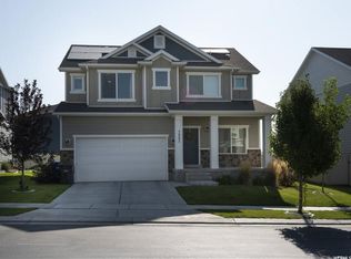 7802 N Copperbend Rd, Eagle Mountain, UT 84005