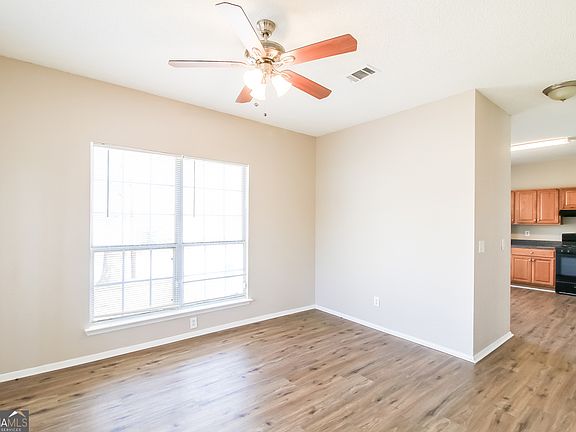 4th image of 3154 Snapfinger Ln