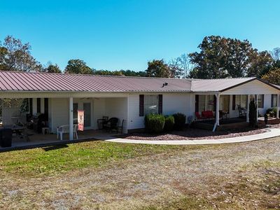 1900 Moore Rd, Lawsonville, NC, 27022