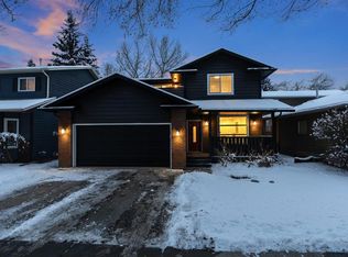 14115 E Deer Run Blvd SE, Calgary, AB T2J6J3