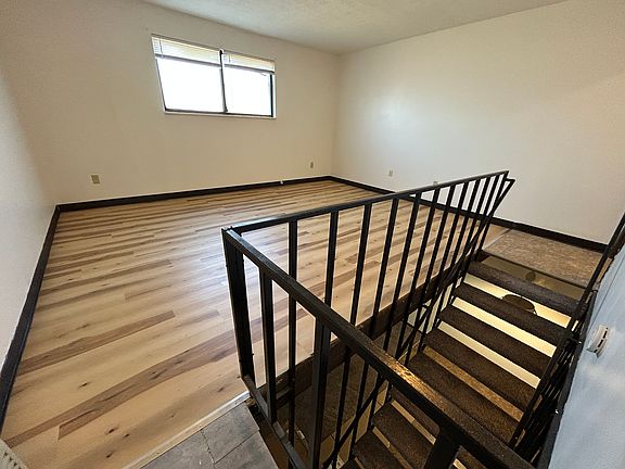 5th image of 205G Briarwood Dr #G