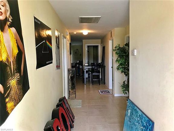3rd image of 4432 Golfview Blvd