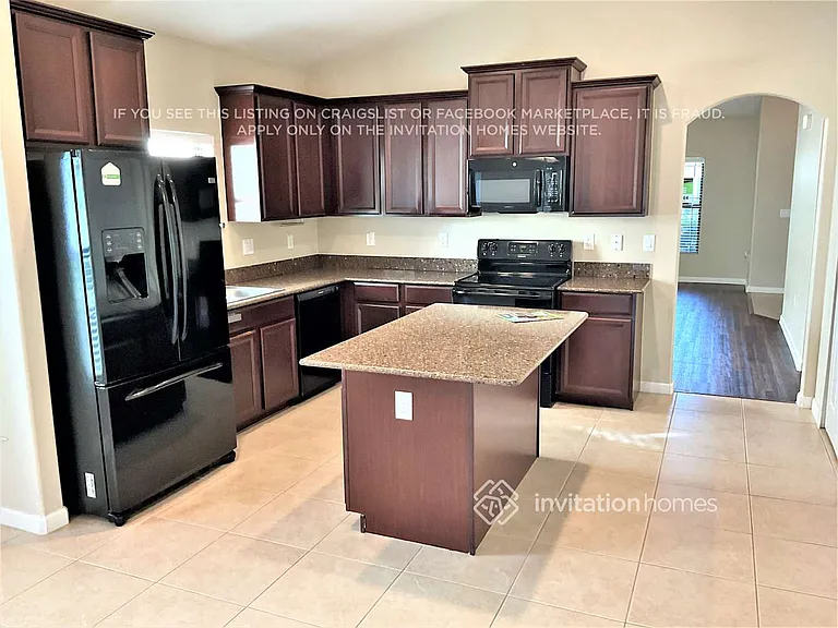1253 Hailey St — Photo 6
