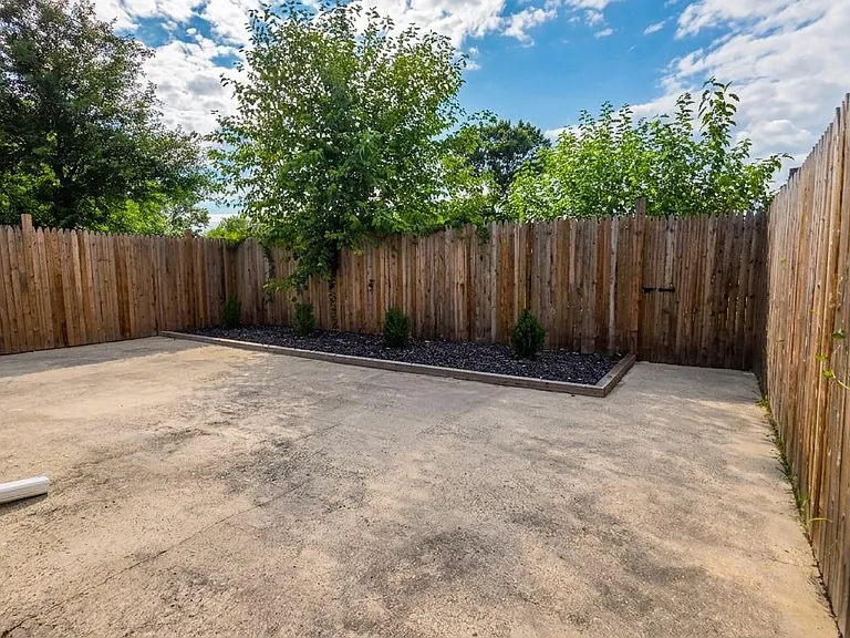 29 Fomalhaut Ave — Photo 18