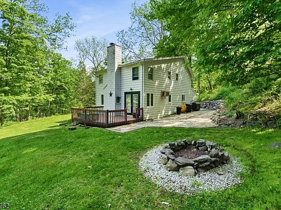 4th image of 84 Scudders Rd