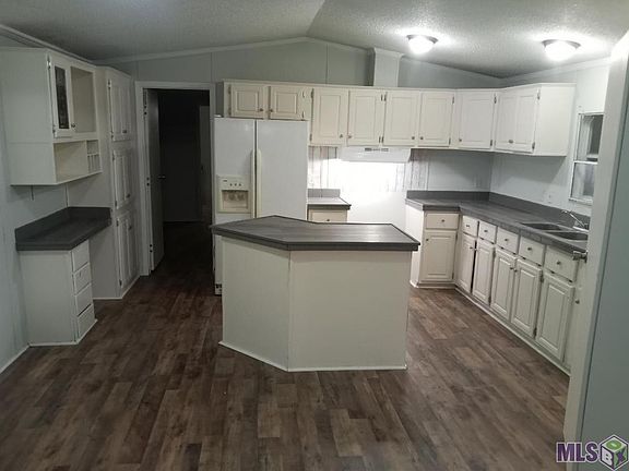 2nd image of 218 Blueberry Ct
