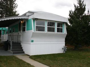 60 Shore Haven Rd, Hazlet, NJ 07730