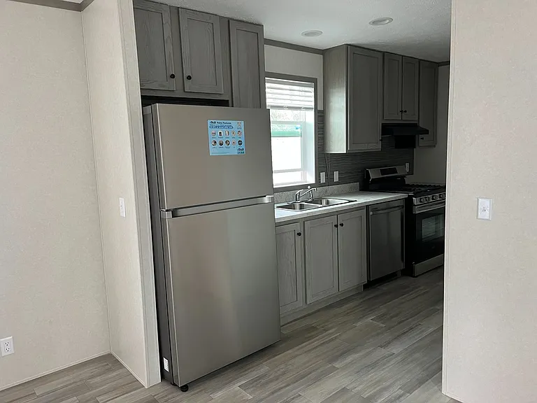 1713 Pella Ave #34 — Photo 4