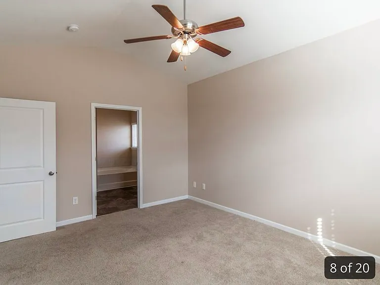 561 Townsend Place Dr — Photo 14